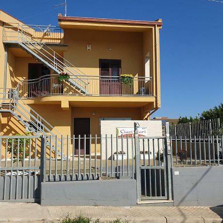 Ciuri Ciuri Villa Аугуста Екстериор снимка