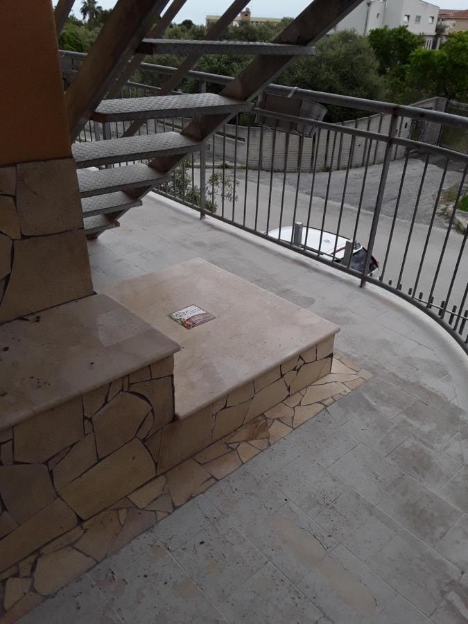 Ciuri Ciuri Villa Аугуста Екстериор снимка