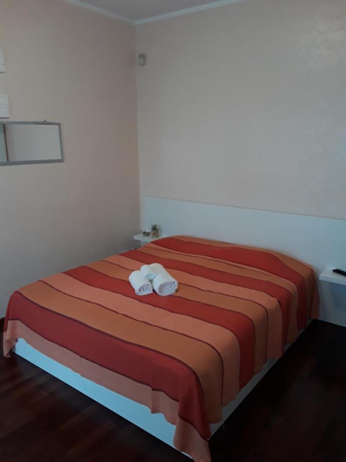 Ciuri Ciuri Villa Аугуста Екстериор снимка