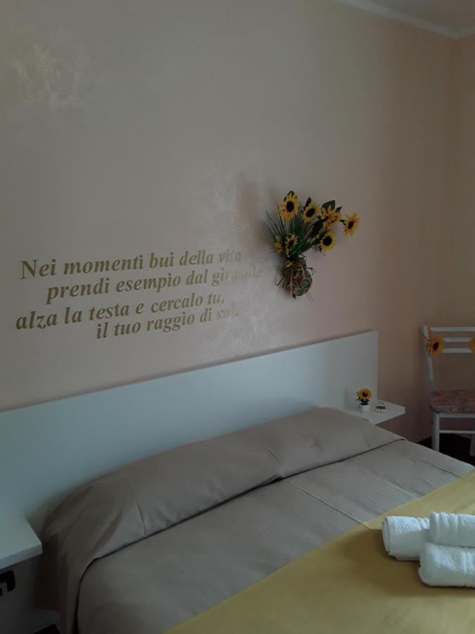 Ciuri Ciuri Villa Аугуста Екстериор снимка